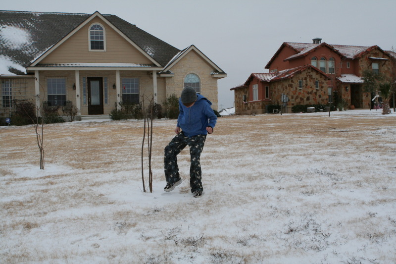 2011/02(February)/Snow-in-Austin/800x600_2011-02-04-Snow-in-Hutto-36-Chance.JPG