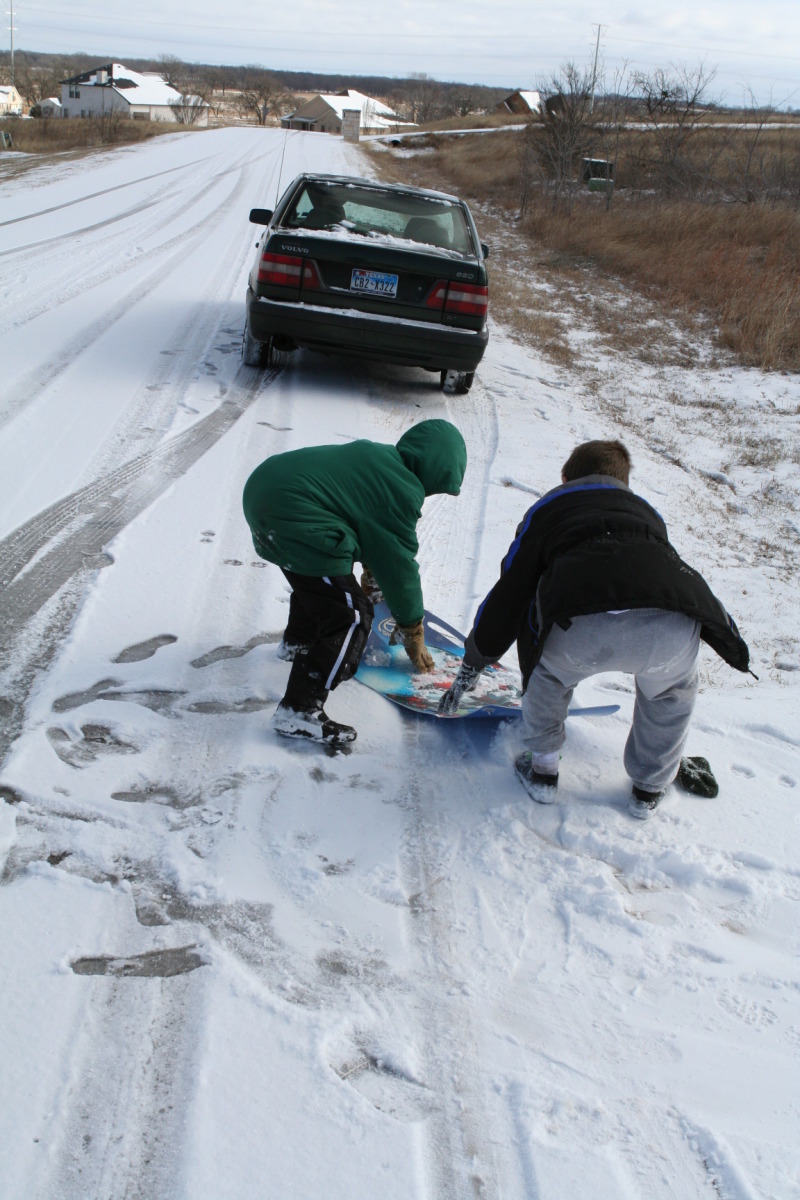 2011/02(February)/Snow-in-Austin/800x600_2011-02-04-Snow-in-Hutto-66-Dax-Case.JPG