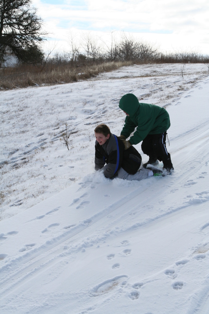 2011/02(February)/Snow-in-Austin/800x600_2011-02-04-Snow-in-Hutto-76-Dax-Case.JPG