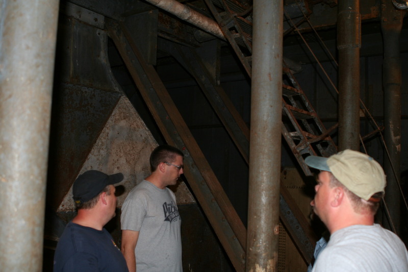 2011/03(March)/BattleshipTexas/BattleshipTexas-Day1/Private-Tour/800x600_2011-04-02-Pack409-Battleship-Texas-Private-Tour-045-Matt.JPG