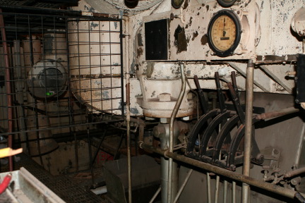 2011-04-02-Pack409-Battleship-Texas-Private-Tour-010.JPG