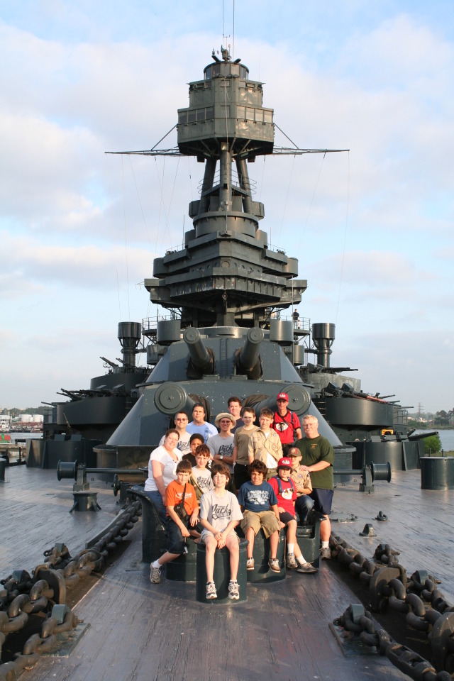 2011-04-03-Pack409-Battleship-Texas-058-Travis-Dax-Matt-Case-GOOD.JPG