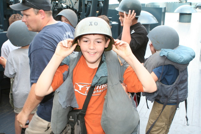 2011/03(March)/BattleshipTexas/BattleshipTexas-Day2/640x480_2011-04-03-Pack409-Battleship-Texas-083.JPG