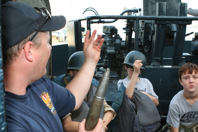 2011/03(March)/BattleshipTexas/BattleshipTexas-Day2/640x480_2011-04-03-Pack409-Battleship-Texas-096-Dax.JPG