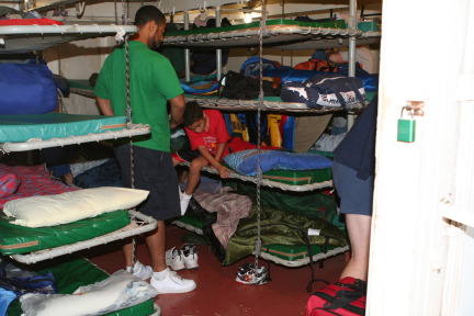 2011-04-03-Pack409-Battleship-Texas-002-bunks.JPG
