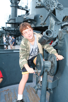 2011-04-03-Pack409-Battleship-Texas-017.JPG