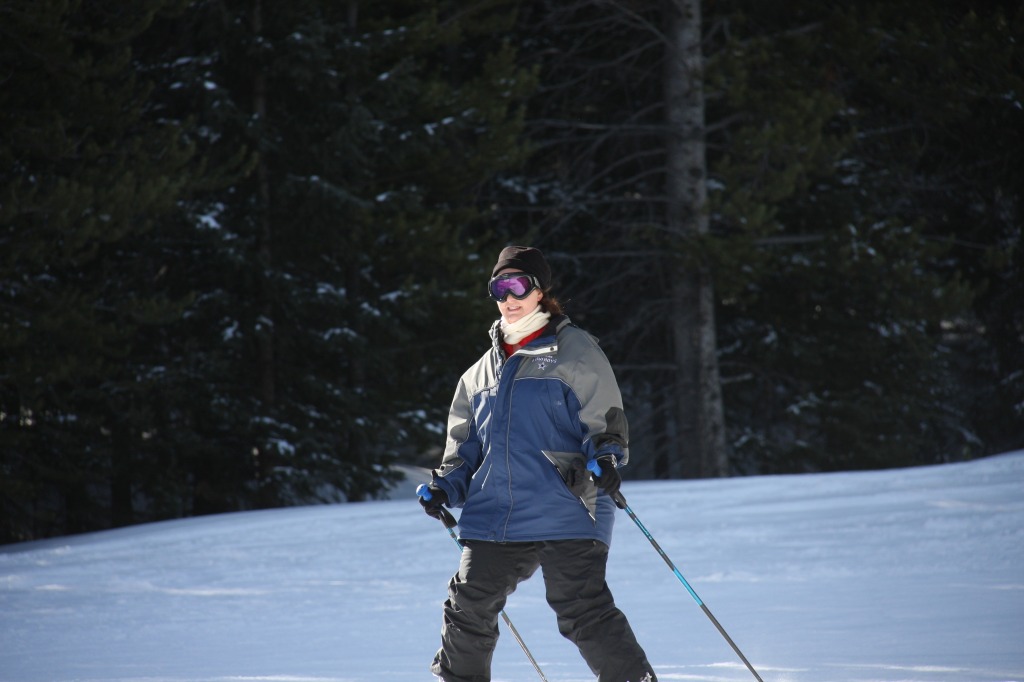 2011/03(March)/Copper-Mountain-Skiing/1024x768_2011-03-17-Copper-Mountain-35-Marci.jpg