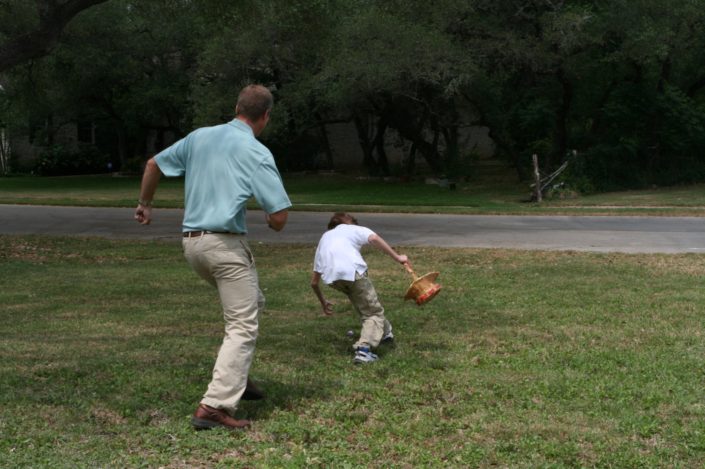 2011/04(April)/Easter/1024x768_2011-04-24-Easter-24-Travis-Chance.JPG