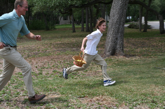 2011/04(April)/Easter/640x480_2011-04-24-Easter-20-Travis-Chance.JPG
