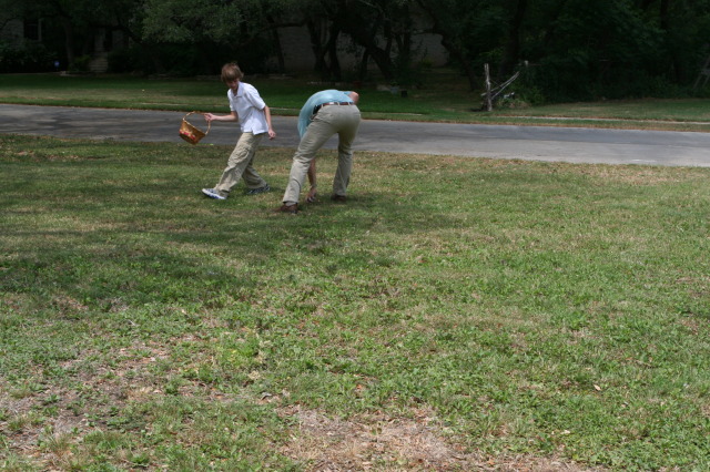 2011/04(April)/Easter/640x480_2011-04-24-Easter-26-Travis-Chance.JPG