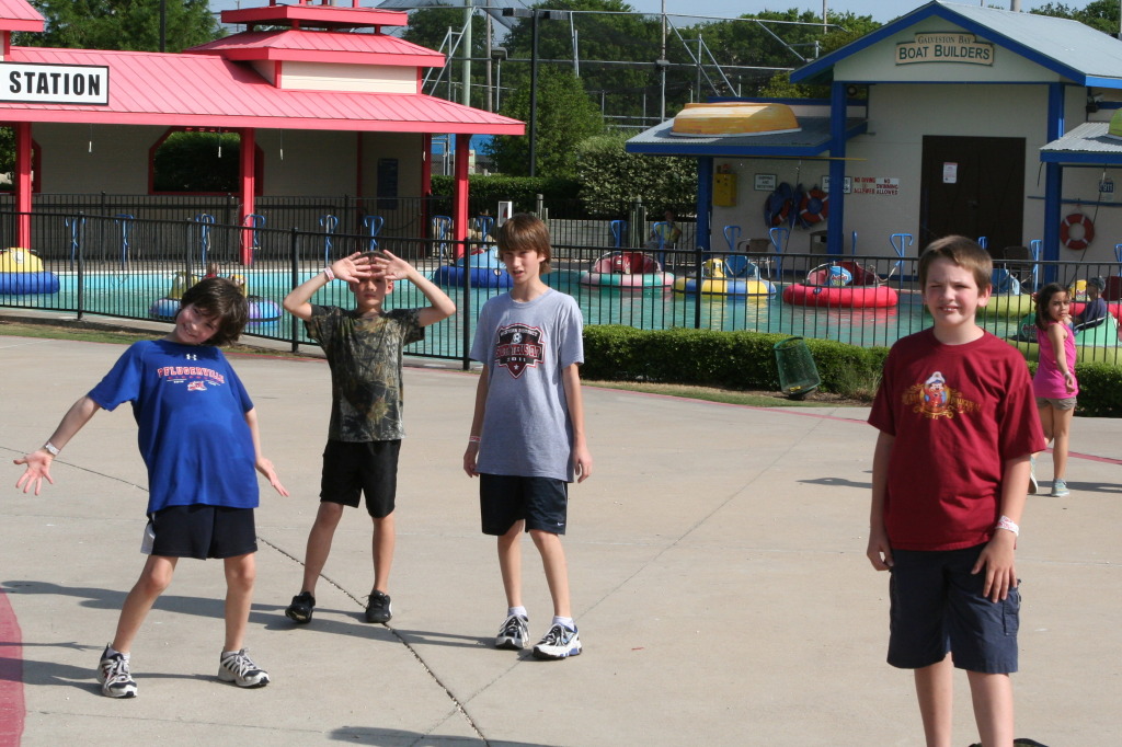 2011/05(May)/Dax-Birthday/1024x768_2011-05-08-Dax-Austin-Park-15-Dax-JC-Chance-Case.JPG