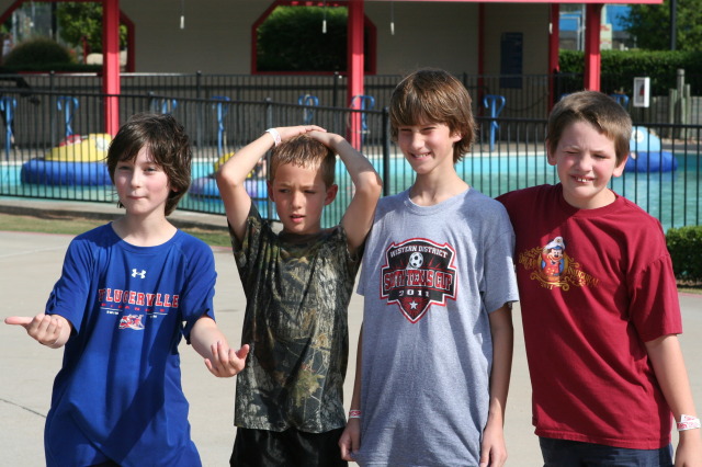 2011/05(May)/Dax-Birthday/640x480_2011-05-08-Dax-Austin-Park-17-Dax-JC-Chance-Case.JPG