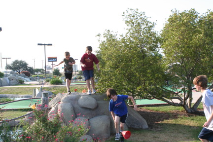 2011-05-08-Dax-Austin-Park-36-JC-Case.JPG