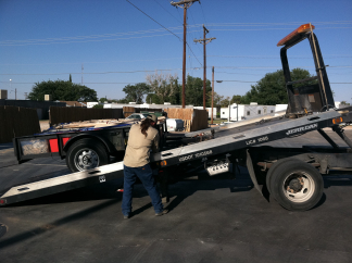 2011-06-25-scouttravel-19-broken-trailer-Broken-Trailer.jpg