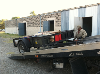 2011-06-25-scouttravel-21-broken-trailer-Broken-Trailer.jpg