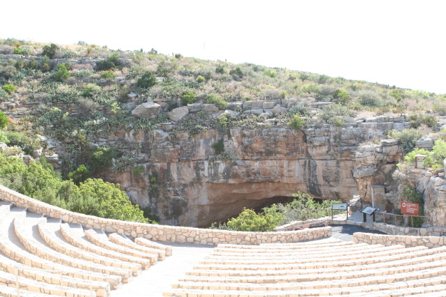 2011/06(June)/Troop-214-Summer-Camp/2-Carlsbad-Caverns/640x480_2011-06-26-Troop214-22-Carlsbad-Bat-Theater.JPG