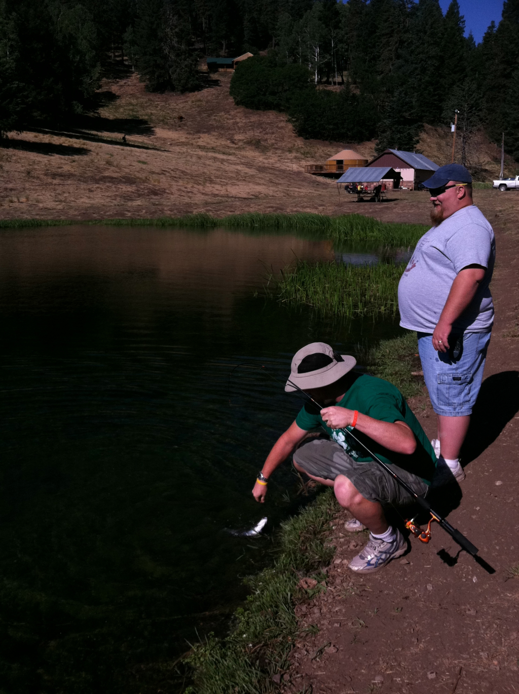 2011/06(June)/Troop-214-Summer-Camp/3-Camp-Wehinahpay/1024x768_2011-06-30-Troop214-Camp-Wehinahpay-01-Chris-Matt-fishing.jpg