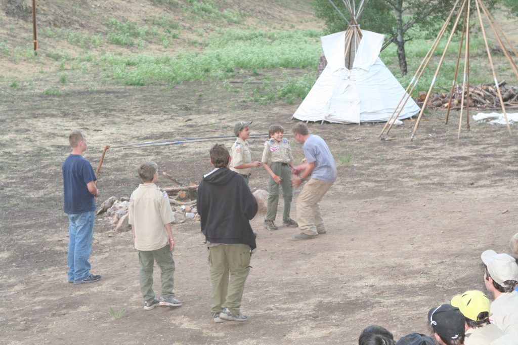 2011/06(June)/Troop-214-Summer-Camp/3-Camp-Wehinahpay/1024x768_2011-07-01-Camp-Wehinahpay-14-closing-ceremony-skit.JPG