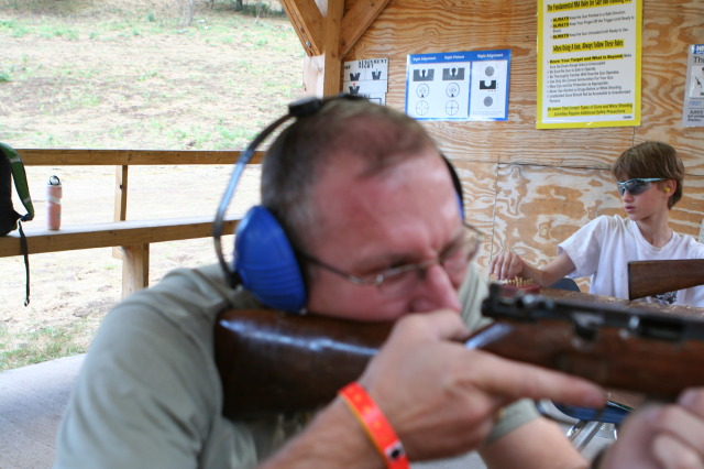 2011/06(June)/Troop-214-Summer-Camp/3-Camp-Wehinahpay/640x480_2011-06-27-Camp-Wehinahpay-21-Travis-Chance.JPG
