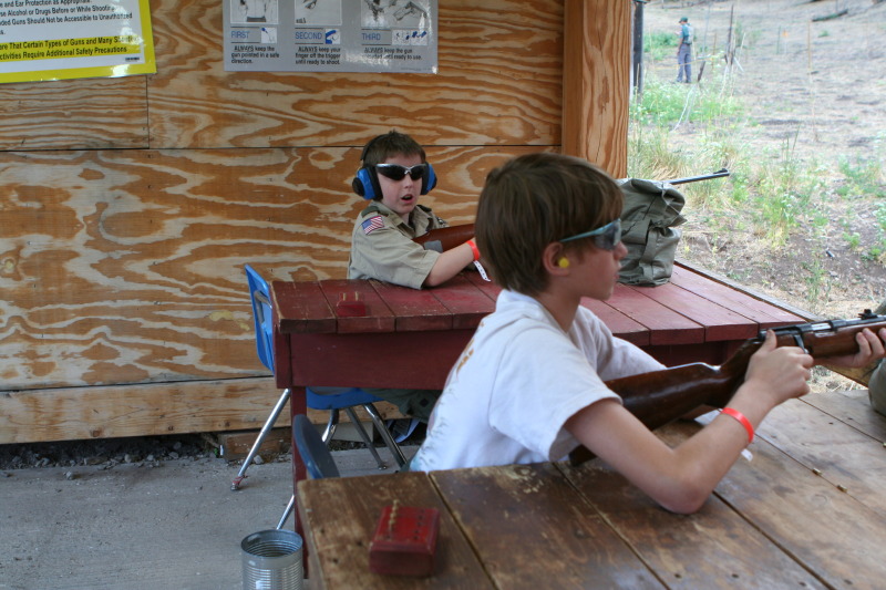 2011/06(June)/Troop-214-Summer-Camp/3-Camp-Wehinahpay/800x600_2011-06-27-Camp-Wehinahpay-30-Andrew-Chance.JPG