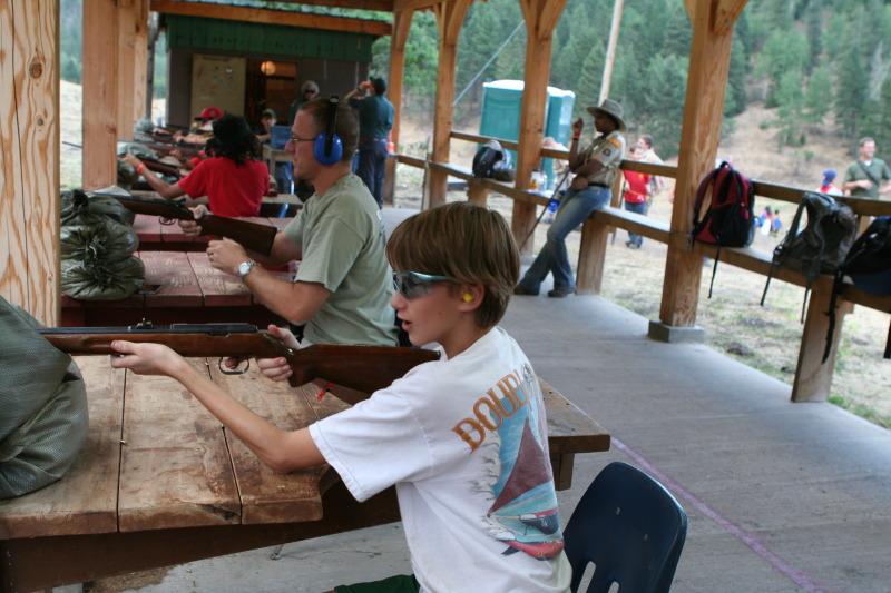 2011/06(June)/Troop-214-Summer-Camp/3-Camp-Wehinahpay/800x600_2011-06-27-Camp-Wehinahpay-31-Travis-Chance.JPG