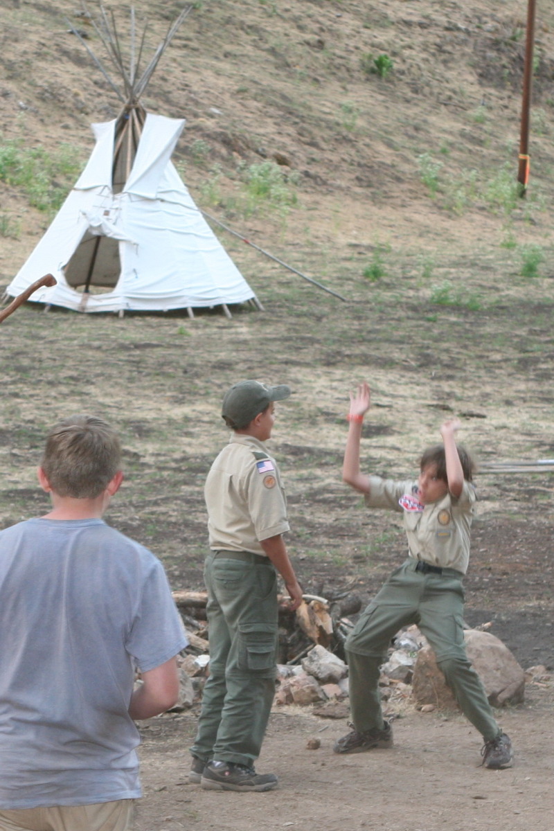 2011/06(June)/Troop-214-Summer-Camp/3-Camp-Wehinahpay/800x600_2011-07-01-Camp-Wehinahpay-15-closing-ceremony-skit-Jack.JPG