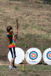 2011-06-28-Camp-Wehinahpay-02-Chance-archery.JPG