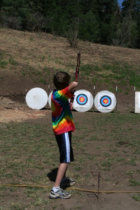2011-06-28-Camp-Wehinahpay-05-Chance-archery.JPG