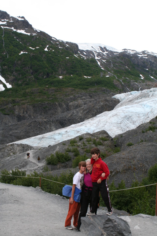 2011/07(July)/Alaska/1_Seward_Exit_Glacier/640x480_2011-07-13-231-Exit-Glacier-Chance-Dax-Susana.JPG