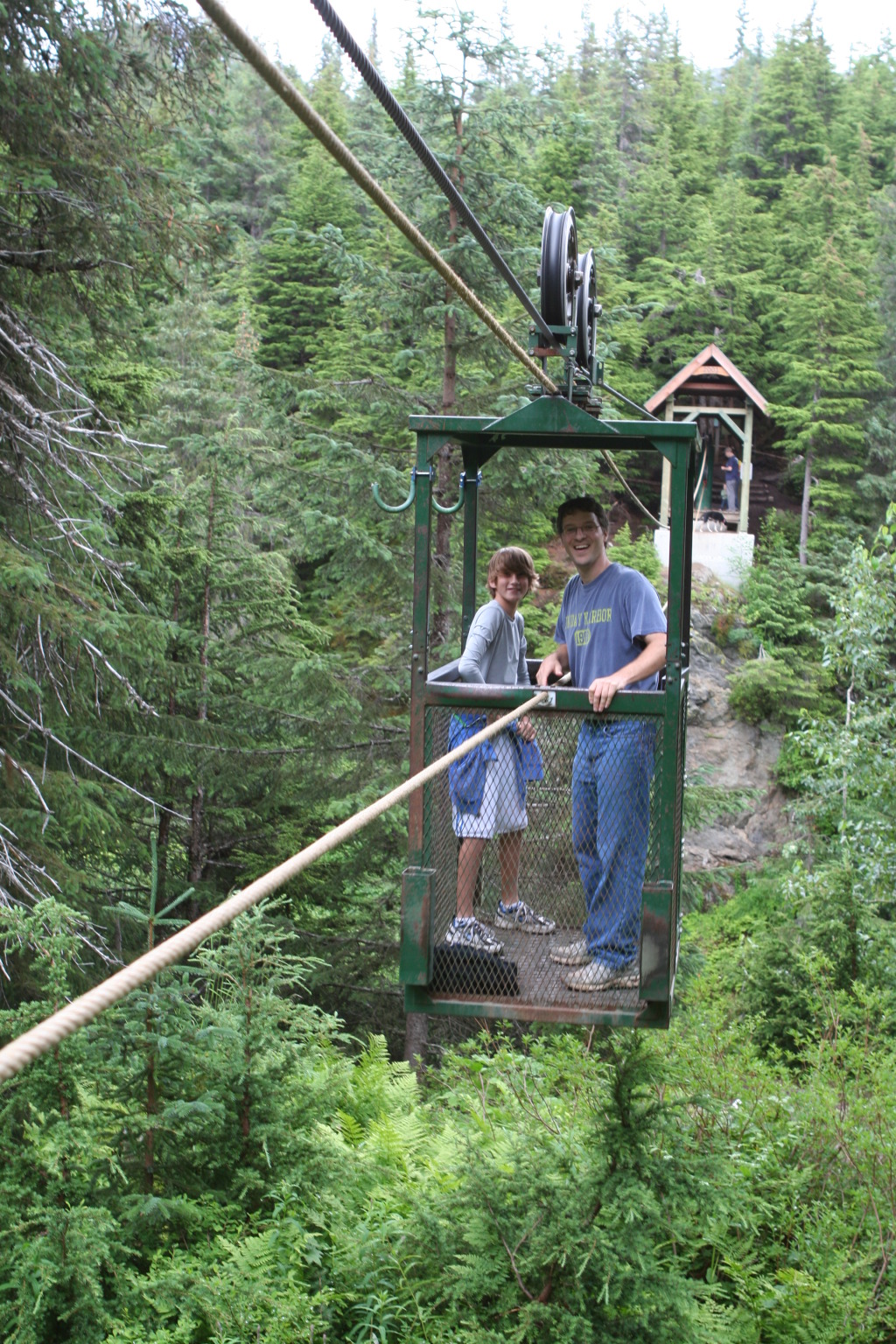 2011/07(July)/Alaska/2_Soldotna_to_Aleyska_Winner/1024x768_2011-07-14-Winner-Creek-127-Troy-Chance.JPG