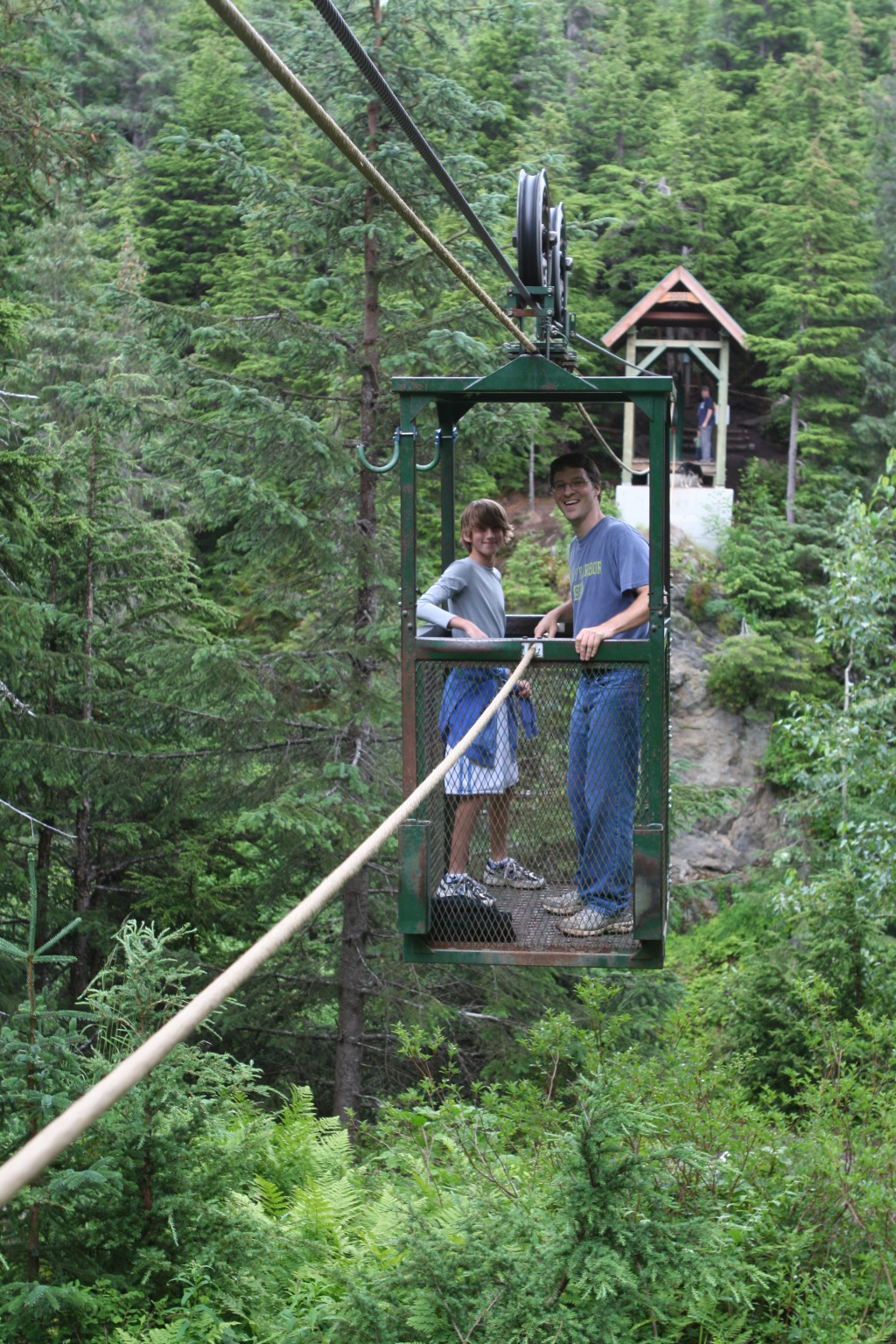 2011/07(July)/Alaska/2_Soldotna_to_Aleyska_Winner/1024x768_2011-07-14-Winner-Creek-128-Troy-Chance.JPG