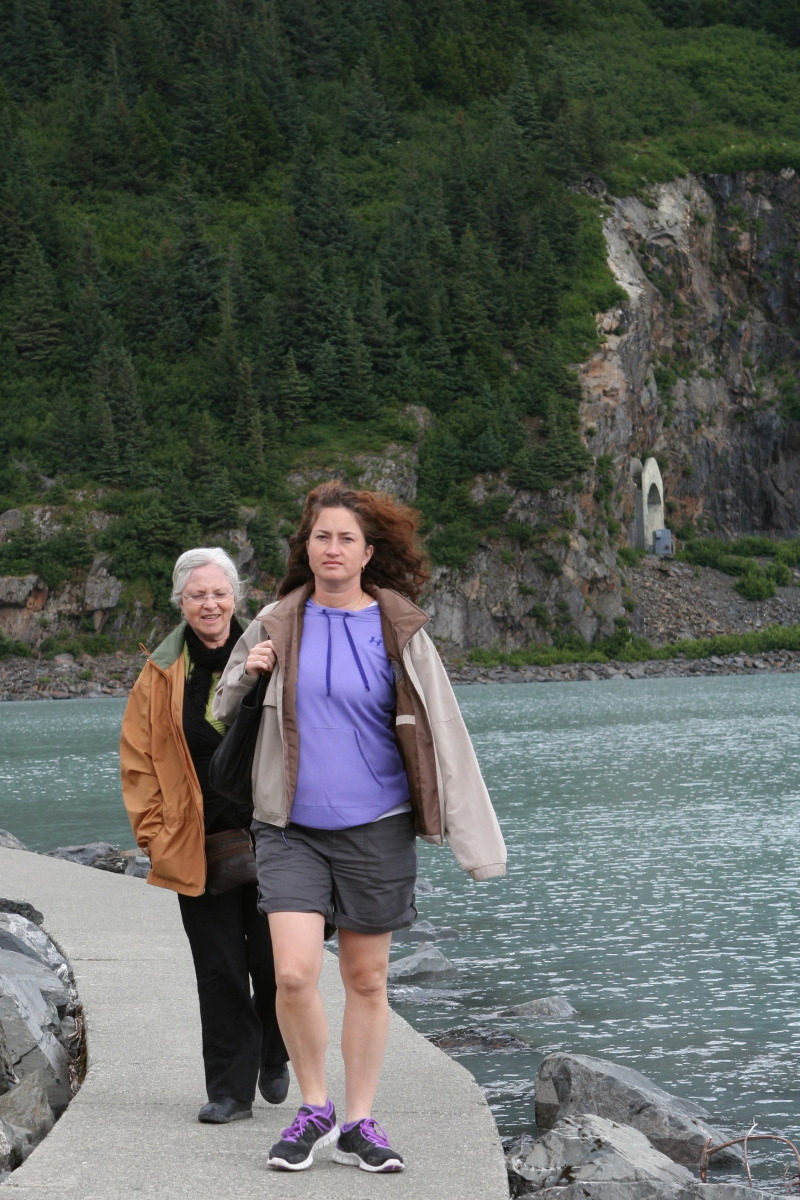 2011-07-14-Portage-Glacier-74-Suzi-Susana.JPG