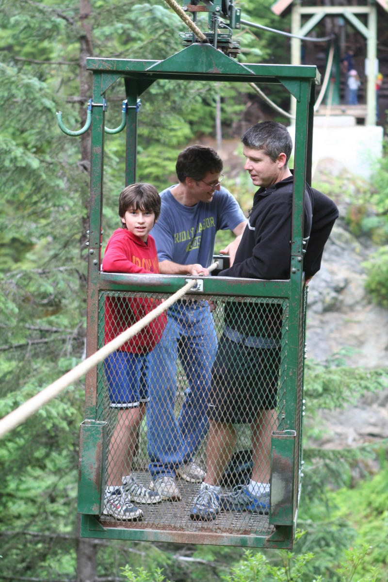 2011/07(July)/Alaska/2_Soldotna_to_Aleyska_Winner/800x600_2011-07-14-Winner-Creek-122-Dax-Troy-Bill.JPG