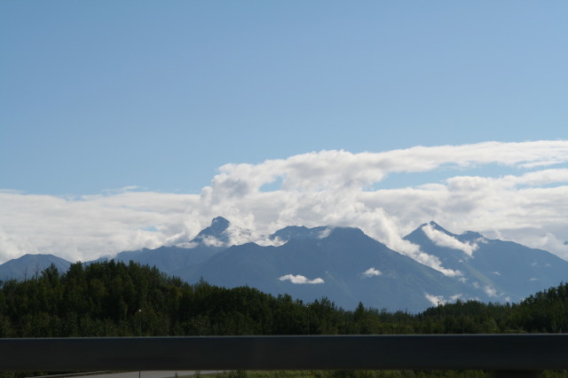 2011/07(July)/Alaska/3_to-Talkeetna/640x480_2011-07-15-Alaska-05.JPG