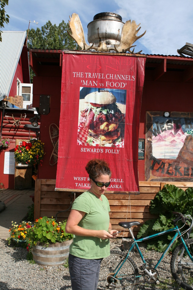 2011/07(July)/Alaska/3_to-Talkeetna/640x480_2011-07-15-Talkeetna-44-Suzi.JPG