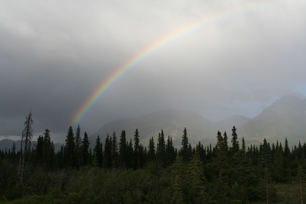 2011/07(July)/Alaska/6_Clouds_and_Rainbow/1024x768_2011-07-15-Alaska-45-Rainbow.JPG