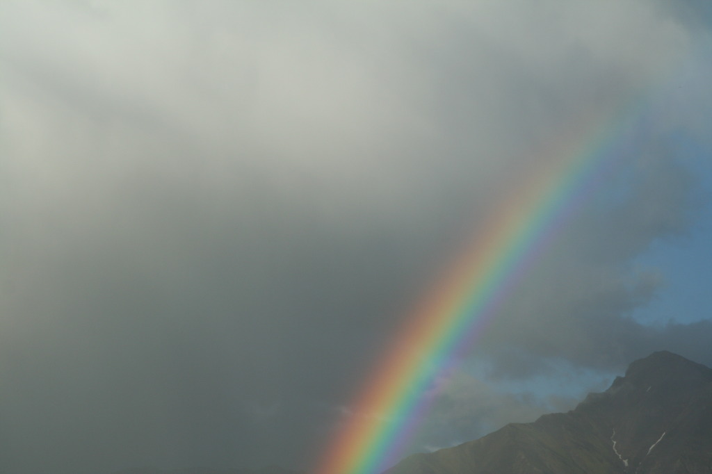 2011/07(July)/Alaska/6_Clouds_and_Rainbow/1024x768_2011-07-15-Alaska-53-Rainbow.JPG