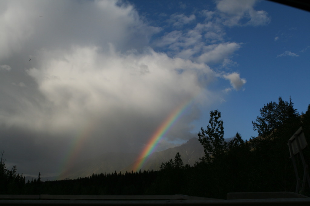 2011/07(July)/Alaska/6_Clouds_and_Rainbow/1024x768_2011-07-15-Alaska-55-Rainbow.JPG