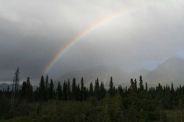 2011/07(July)/Alaska/6_Clouds_and_Rainbow/640x480_2011-07-15-Alaska-45-Rainbow.JPG