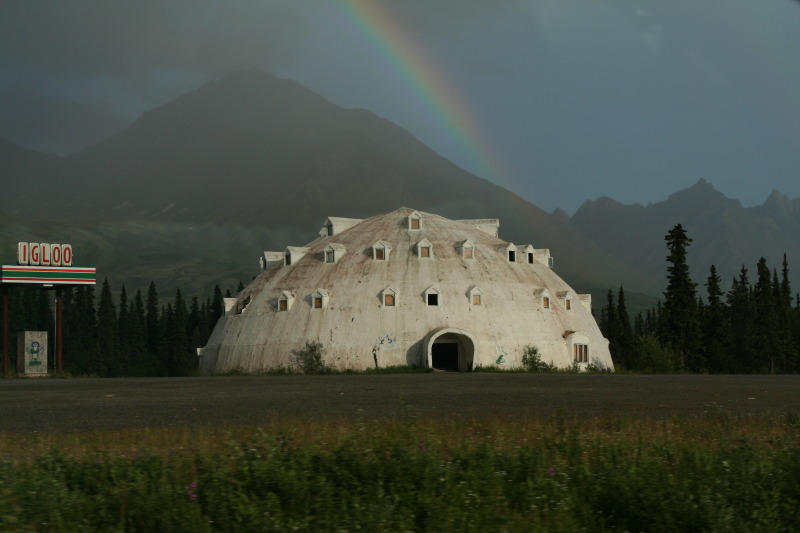 2011/07(July)/Alaska/6_Clouds_and_Rainbow/800x600_2011-07-15-Alaska-16-Rainbow.JPG