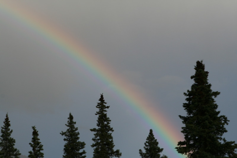 2011/07(July)/Alaska/6_Clouds_and_Rainbow/800x600_2011-07-15-Alaska-23-Rainbow.JPG