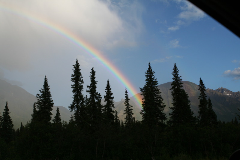 2011/07(July)/Alaska/6_Clouds_and_Rainbow/800x600_2011-07-15-Alaska-42-Rainbow.JPG