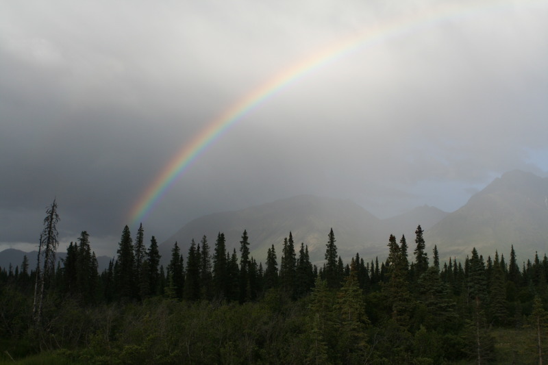 2011/07(July)/Alaska/6_Clouds_and_Rainbow/800x600_2011-07-15-Alaska-45-Rainbow.JPG