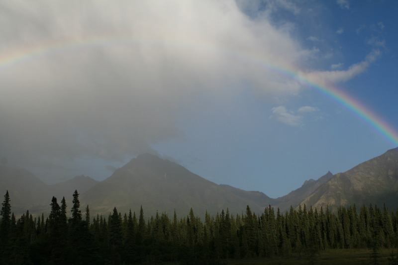 2011/07(July)/Alaska/6_Clouds_and_Rainbow/800x600_2011-07-15-Alaska-51-Rainbow.JPG
