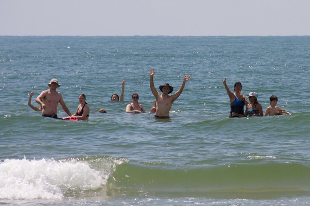 2011-07-07-Port-Aransas-31-Travis-Suzi-Brittney-Marci-Ben-McKenzie-Dax-Kiffin-Kavita-Doug.jpg