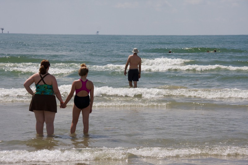 2011-07-07-Port-Aransas-05-Travis-Marci-McKenzie.jpg