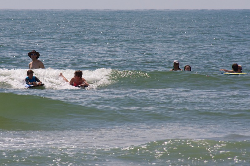 2011-07-07-Port-Aransas-21-Sachin-Chance-Ben-Travis-Kavita-Suzi.jpg
