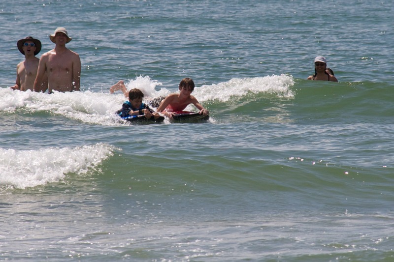 2011-07-07-Port-Aransas-23-Sachin-Chance-Ben-Travis-Kavita-Suzi.jpg