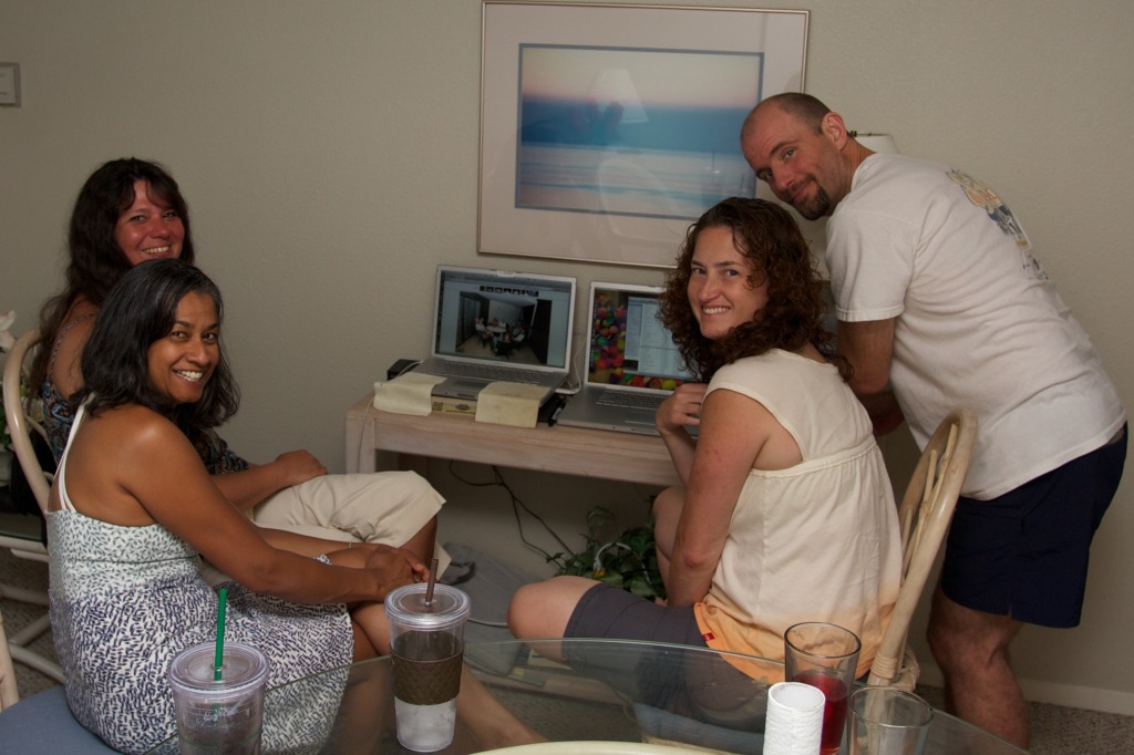 2011-07-08-Port-Aransas-inside-13-Kiffin-Kavita-Suzi-Ren-GOOD.jpg