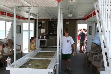 2011-07-08-Port-Aransas-Dolphin-tour-18-Chance.JPG